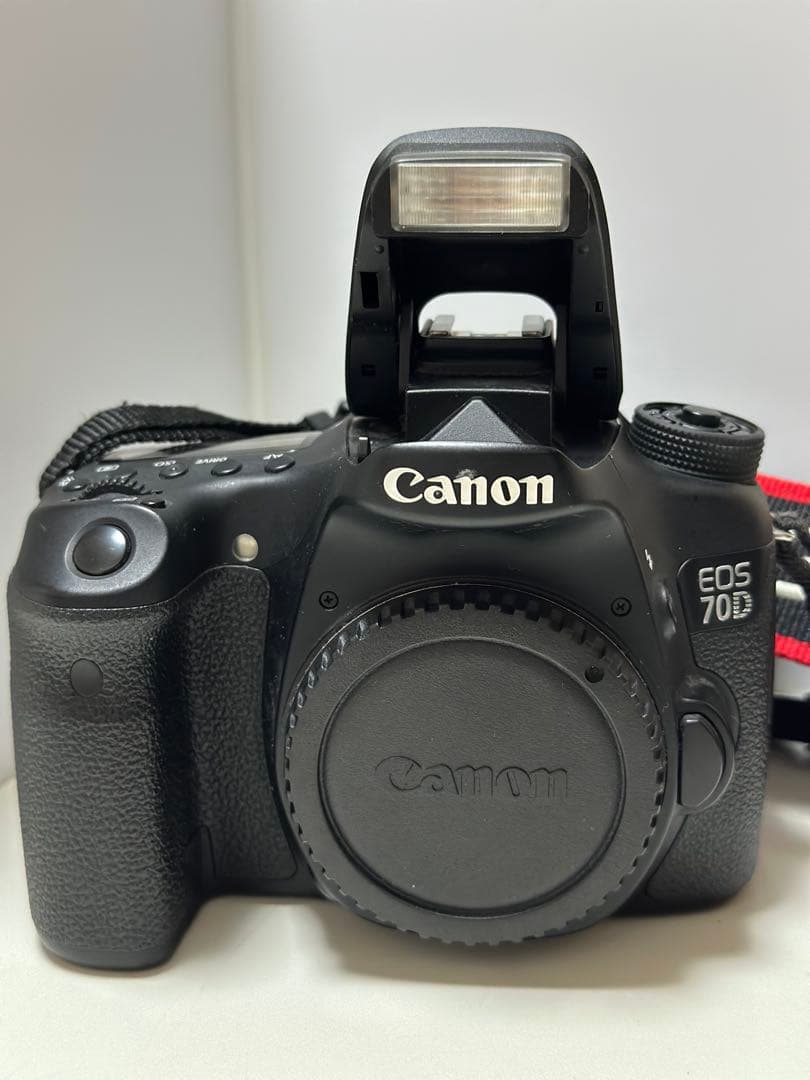 Canon EOS 70D 一眼レフカメラ　初心者向け　欠損あり　おまけ付き