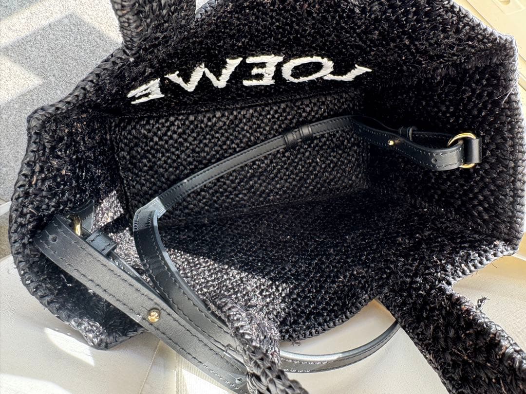 LOEWE かごバッグ　フォント　トート　カゴ　ショルダー　黒