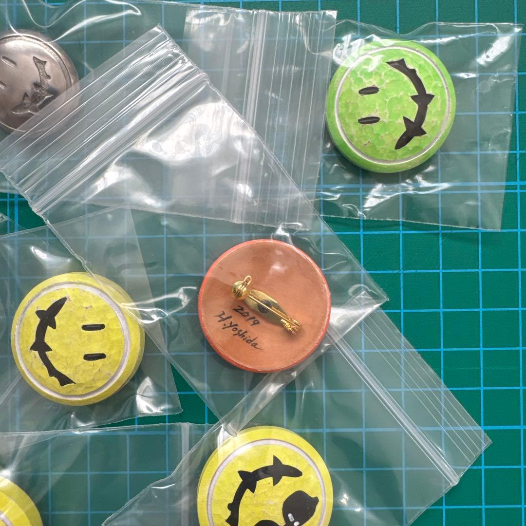 ハンドメイドミノーとバッヂのセット