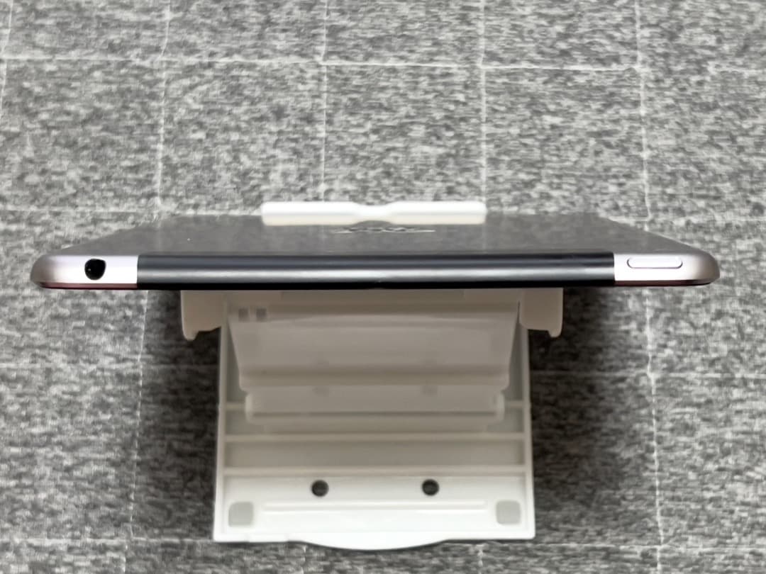 iPad本体 Apple iPad mini4 128GB Wi-Fi + Cellular