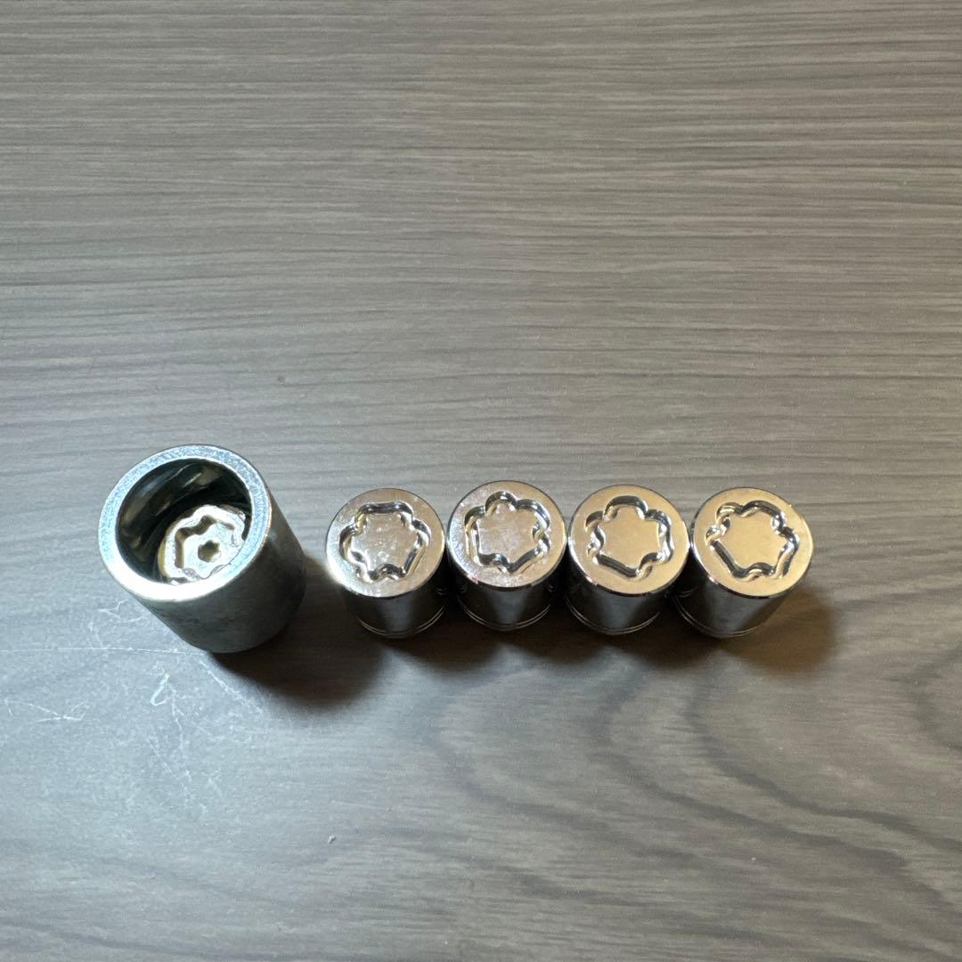 新型フォレスター X-BREAK SL 純正18インチホイール 2本②