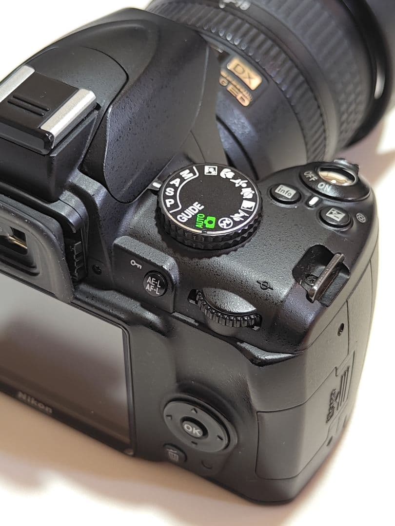 【値下げ】Nikon D3000 デジタル一眼 AF-S 18-70mmレンズ付