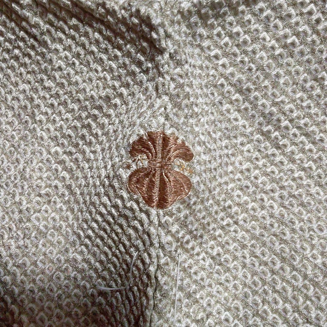 Color です。⭐❣️未使用手描き友禅総絞り柳鼠色地に辻が花描き訪問着