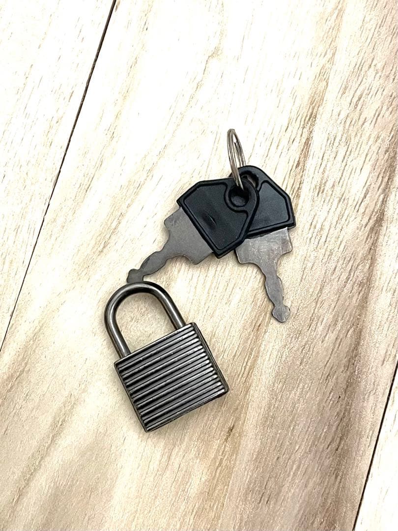 無印良品　半分の厚みで収納できるソフトキャリーバッグ S 機内持ち込み可能