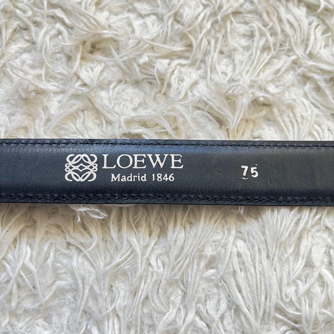 美品　ロエベ　LOEWE アナグラム　シルバー×ネイビーレザーベルト　3穴