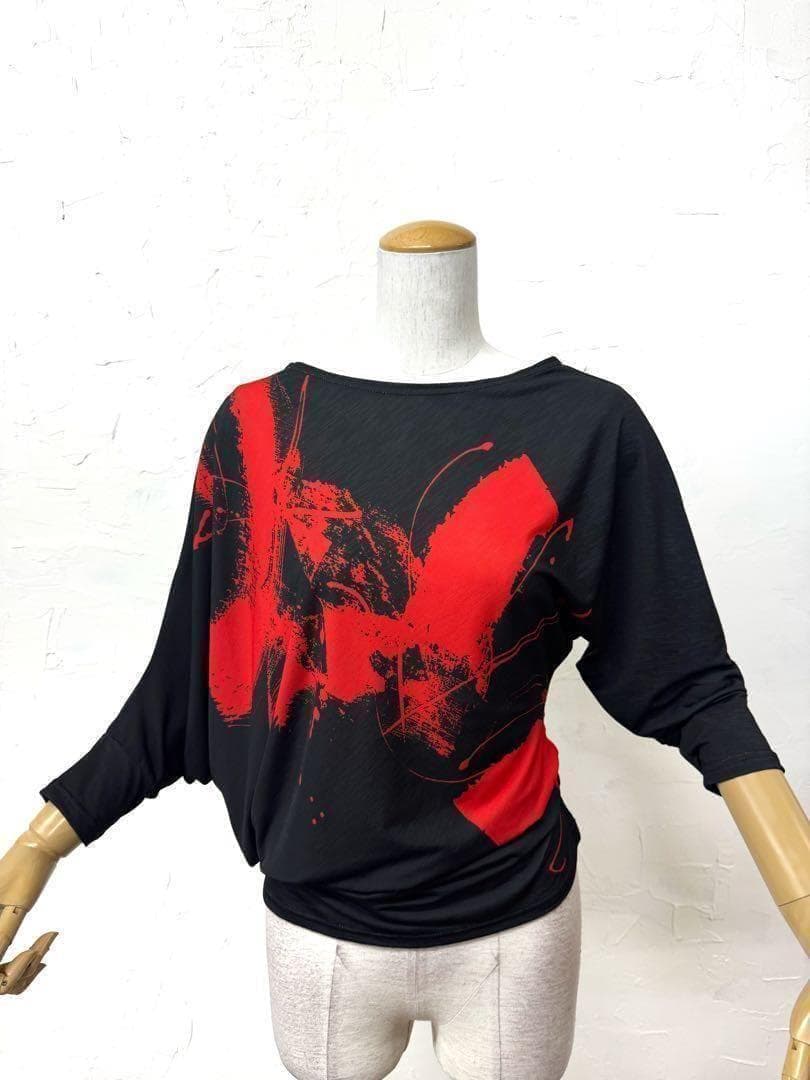 【ラテン】新品　黒　ツーピース　ドルマンセットアップ　赤黒　ｒ759