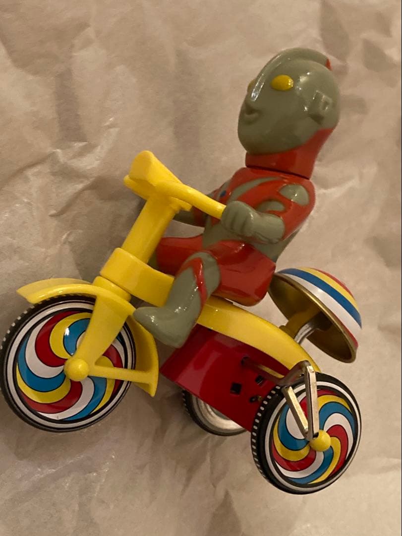 M1号　ウルトラマン　三輪車　新品　ブルマァク