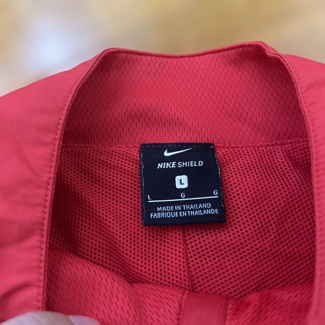 浦和レッズ Nike Shield ウィンドブレーカー L