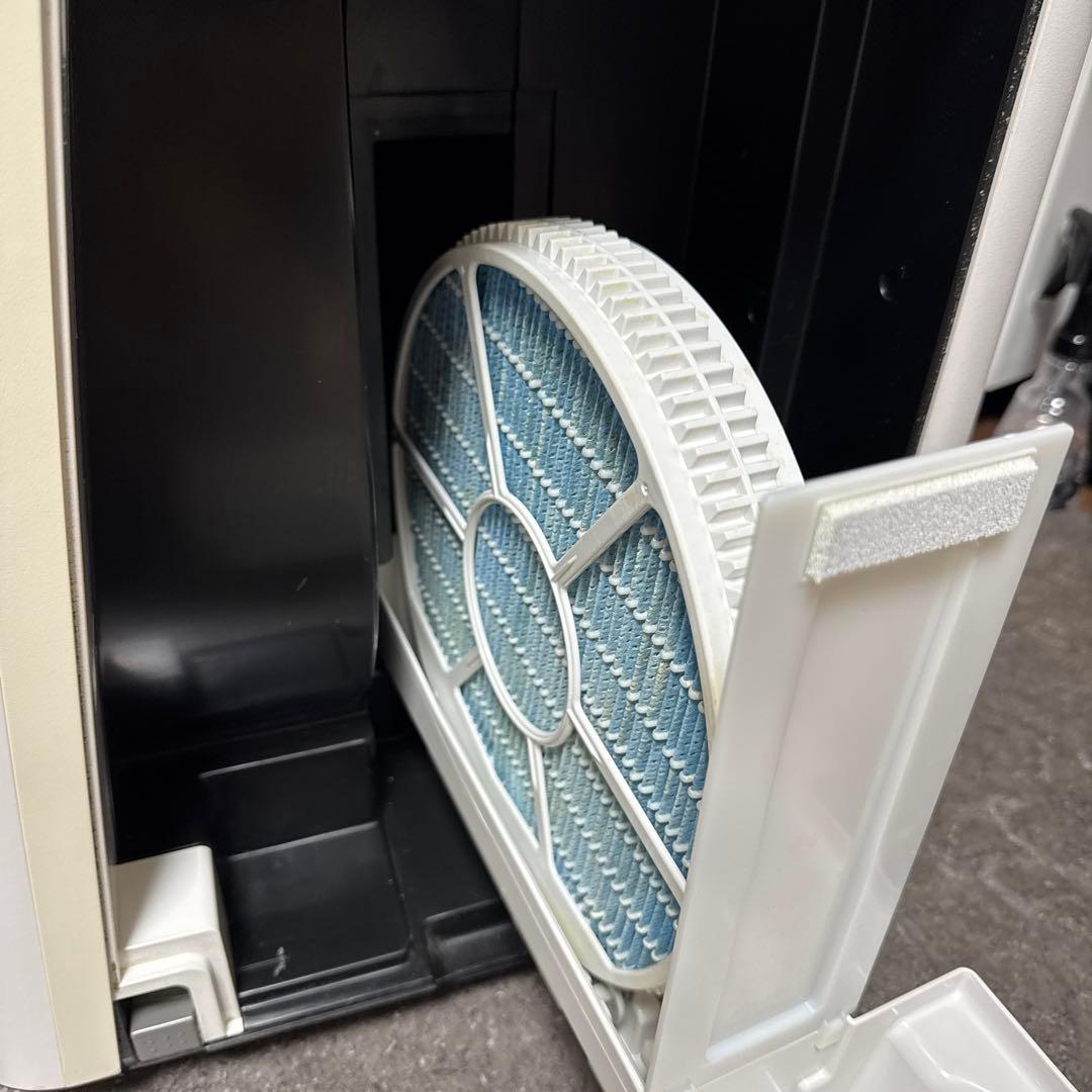 シャープ空気清浄機KI-NP100-W プラズマクラスター