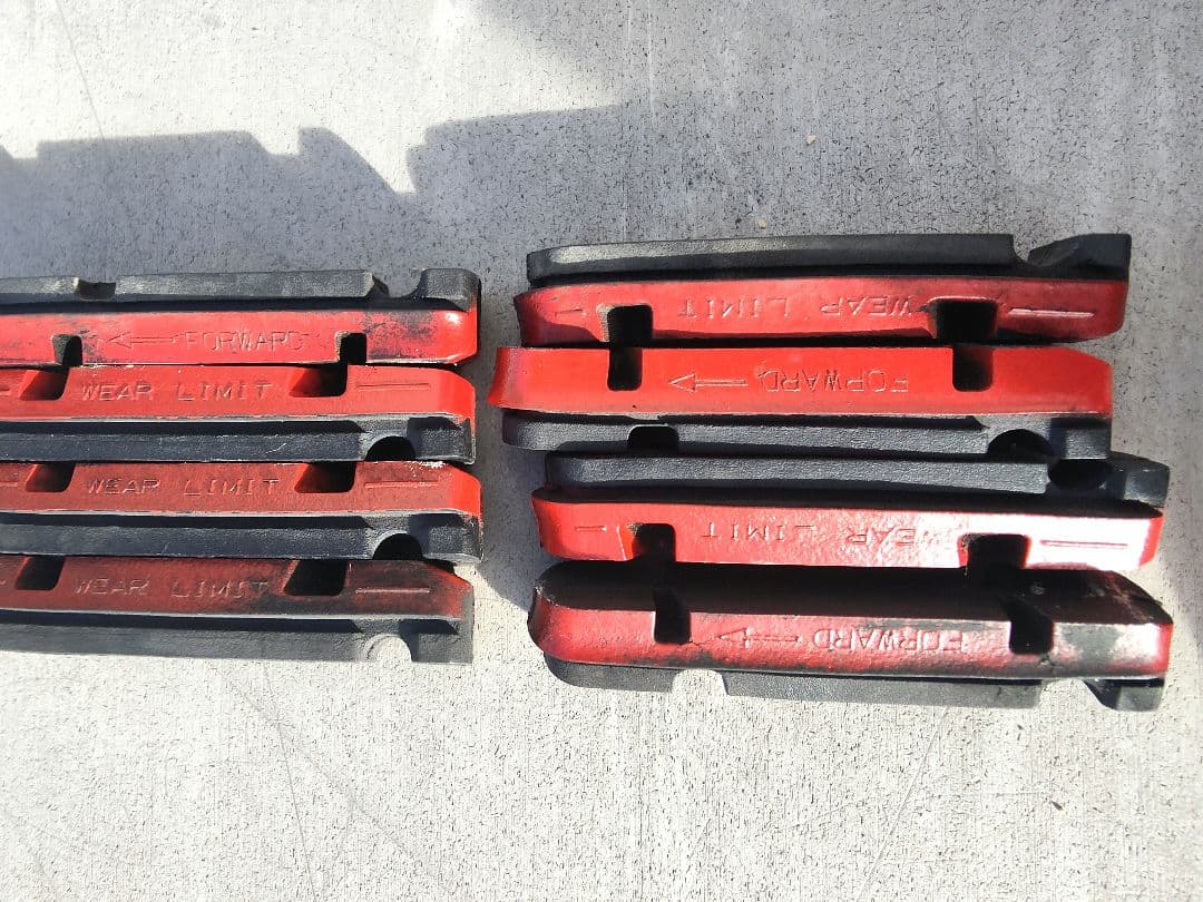 カンパニョーロカーボンブレーキシュー 2セット①