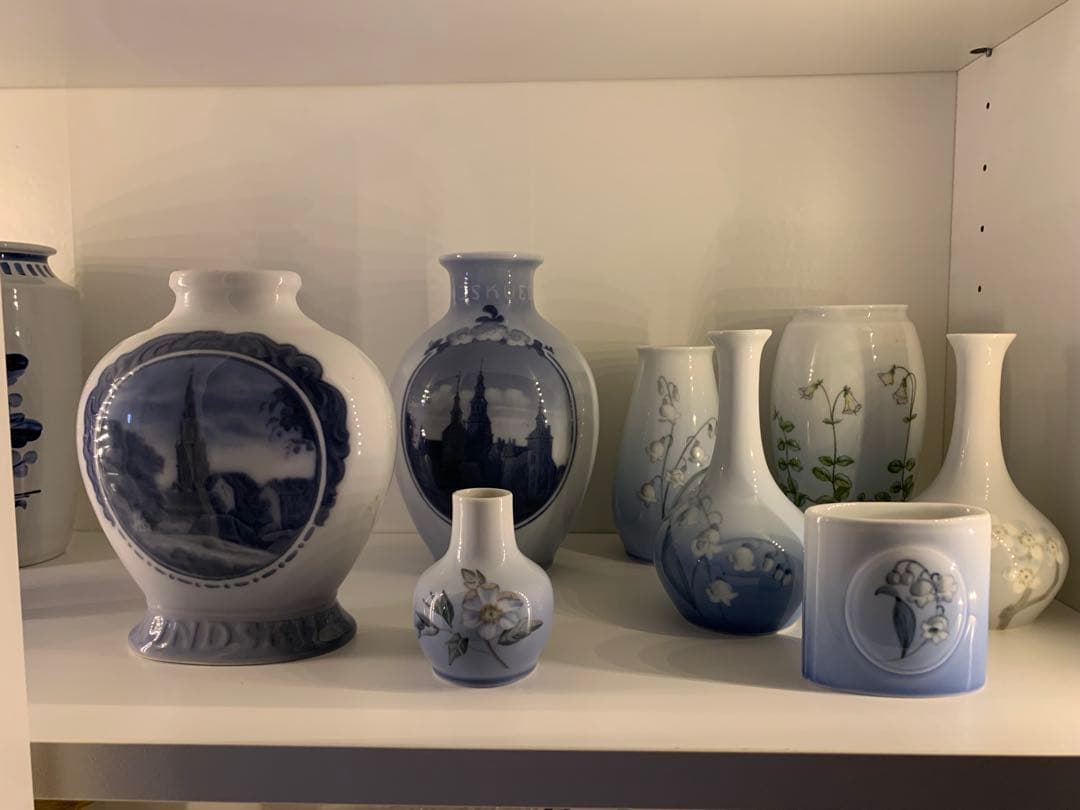 ロイヤルコペンハーゲン　1922年アンティークの建物と風景が素敵な花瓶！