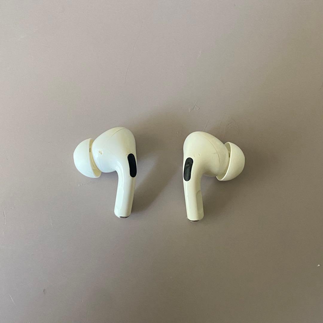 Air Pods Pro ケース、充電ケーブル、箱付き