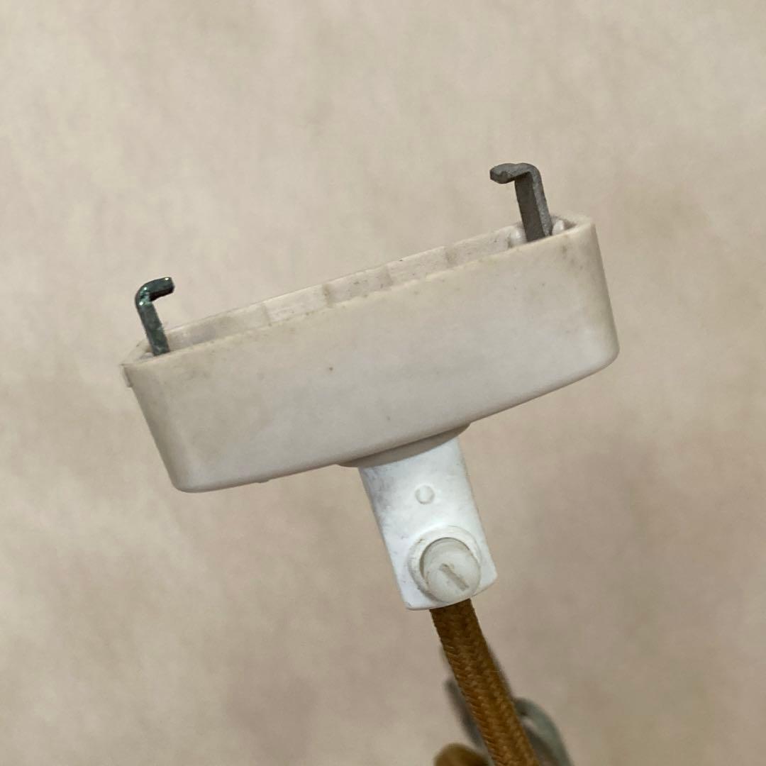 昭和レトロ　ペンダントライト　ミルクガラス　フリル　ビンテージ