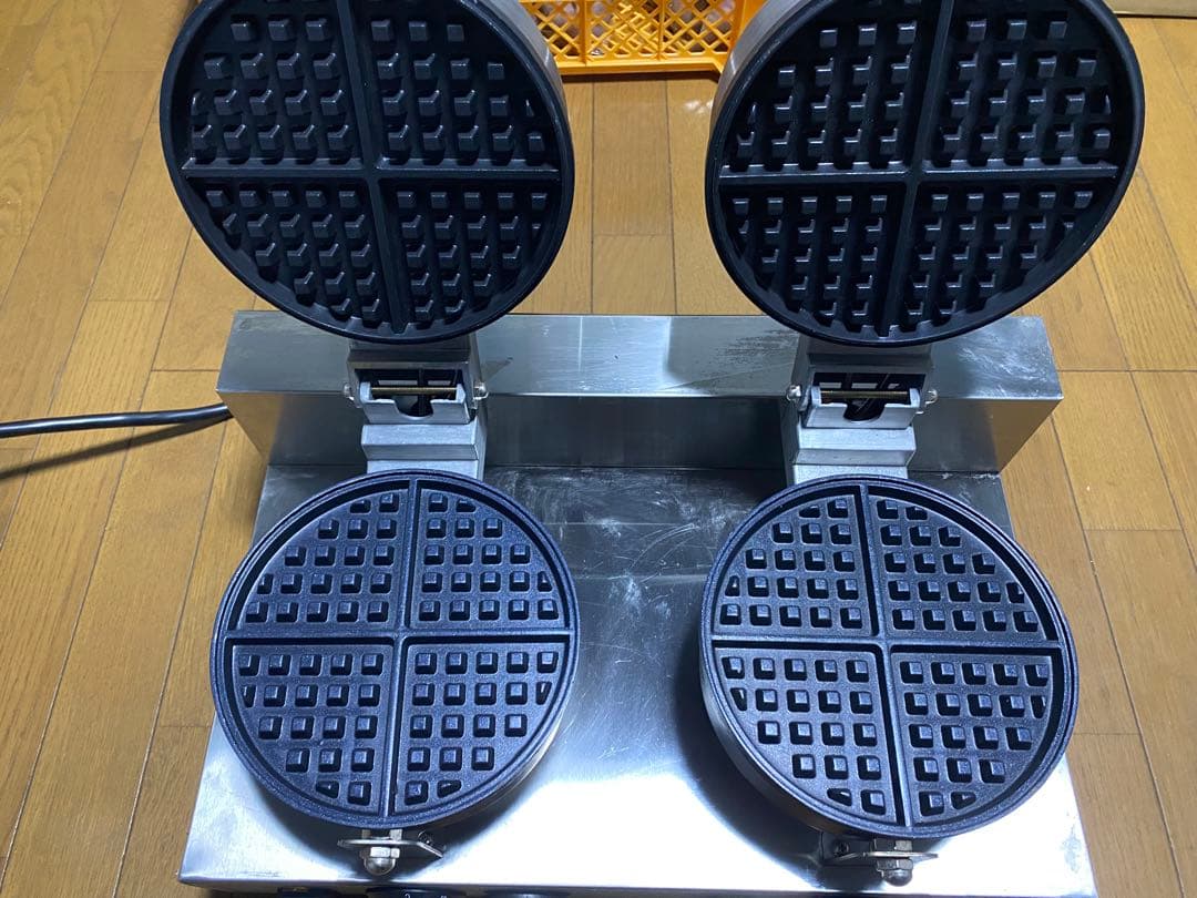 ワッフルメーカー