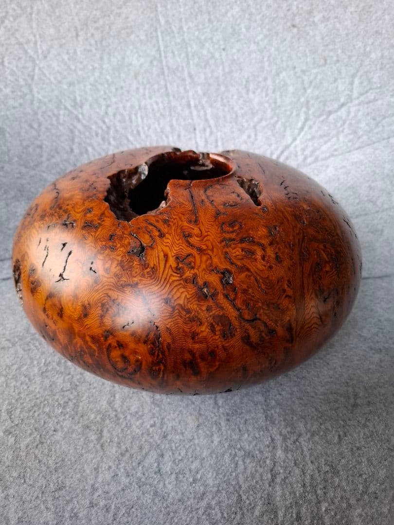 屋久杉　極上品　泡瘤　工芸品　壺　花瓶