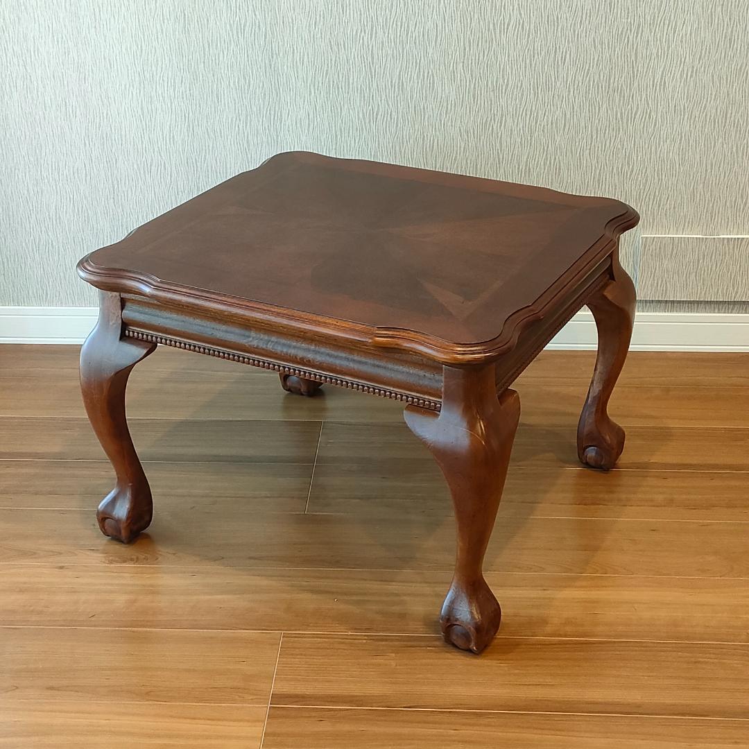 クイーン・アン様式　コーヒーテーブル　センターテーブル　猫脚