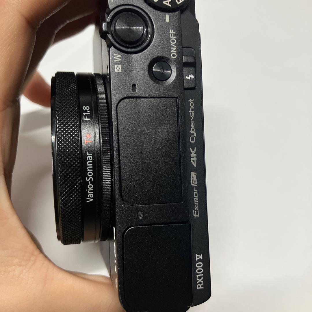 ポ*プ様 【訳あり】Sony RX100M5 デジタルカメラ【動作良好】