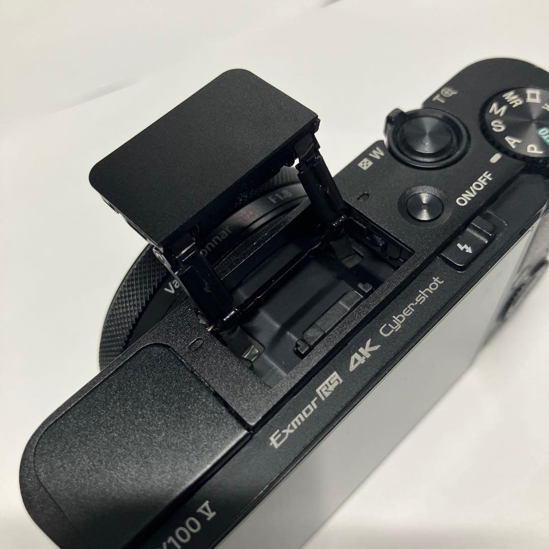 ポ*プ様 【訳あり】Sony RX100M5 デジタルカメラ【動作良好】