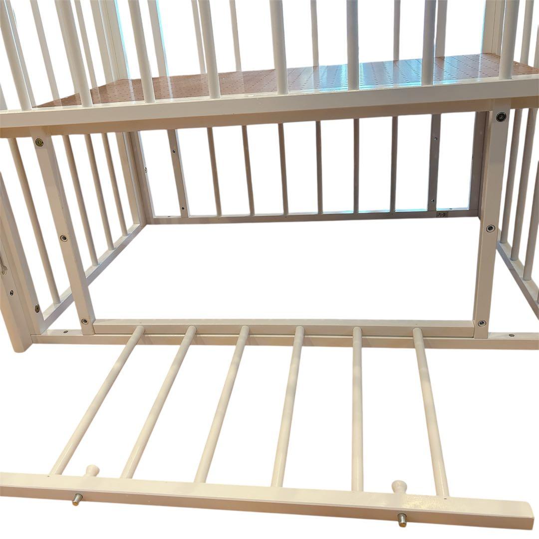 カトージ KATOJI 木製 ベビーベッド ホワイト　白　キャスター　取説有