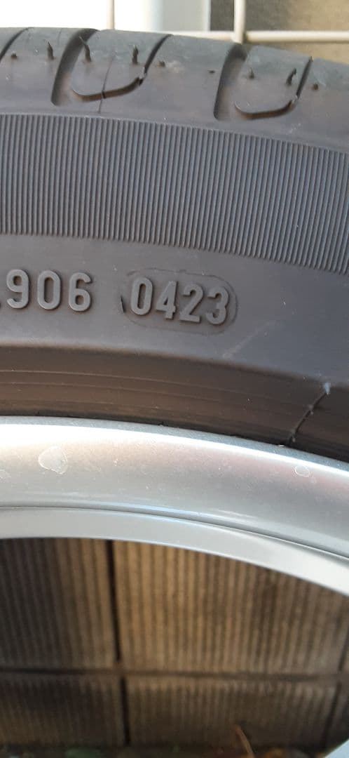  純正+ Pirelli P7 255/40R18 1本 リヤセット②