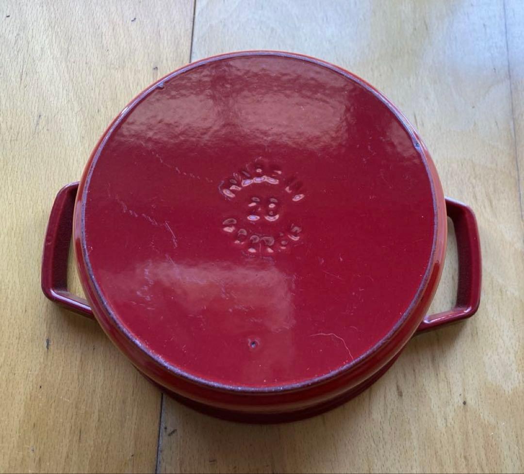 ストウブ鍋　ココットラウンド20cm