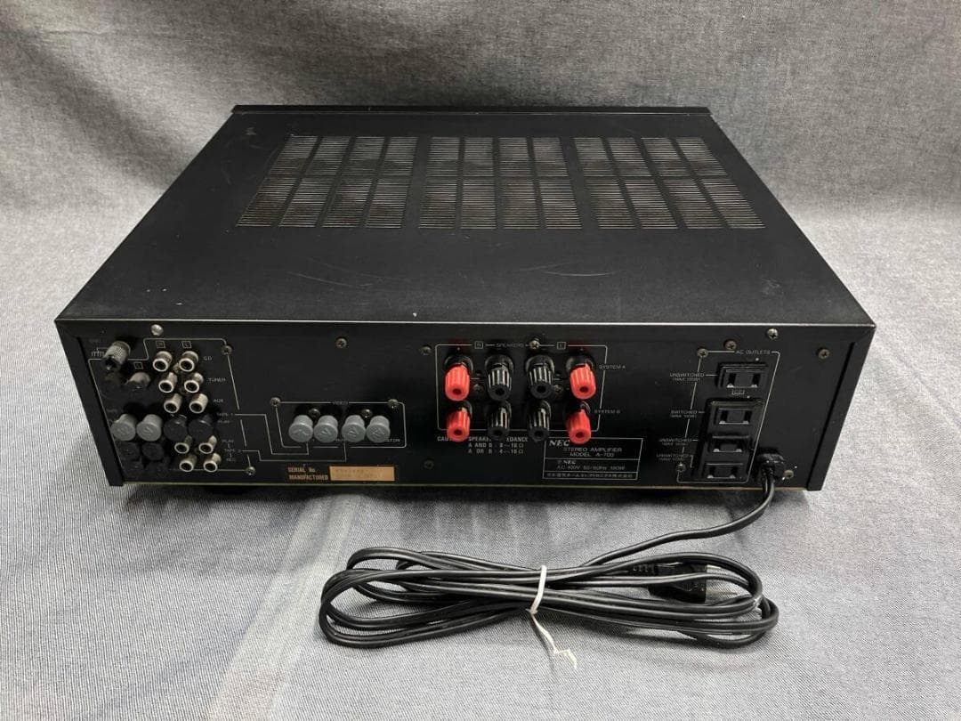 NECプリメインアンプA-700