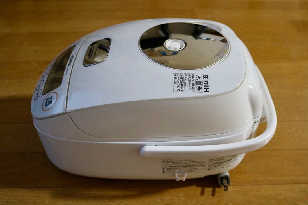 象印 圧力IH炊飯器 NP-BK10 鉄器コートプラチナ厚釜 ※フタにヒビあり