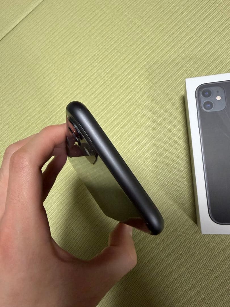 iPhone 11 128GB ブラック　SIMフリー