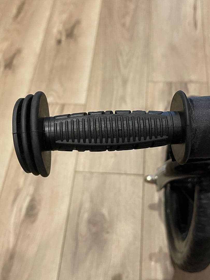 美品！STRIDER バランスバイク 赤 12インチ