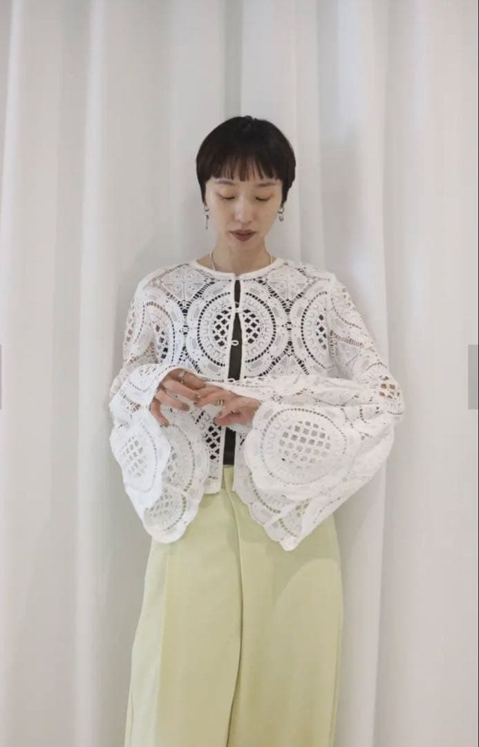 MEDI INDIAN 2WAY BIG LACE TOPSホワイト