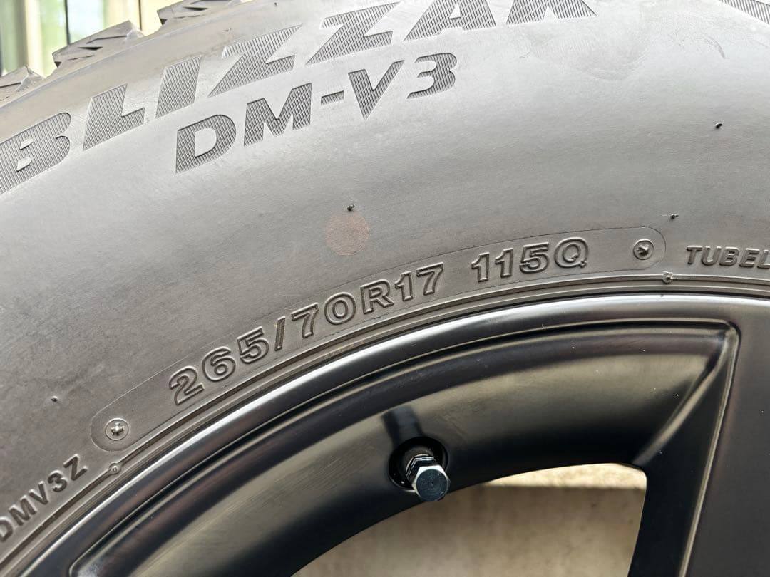 JL/JKラングラー 純正ホイール+スタッドレスタイヤ　4本セット