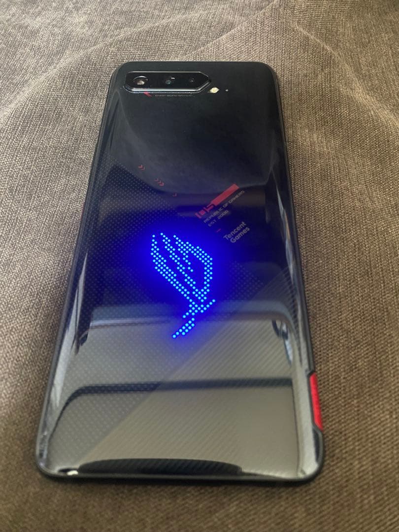 ROG Phone 5 ゲーミングスマートフォン 本体　訳あり