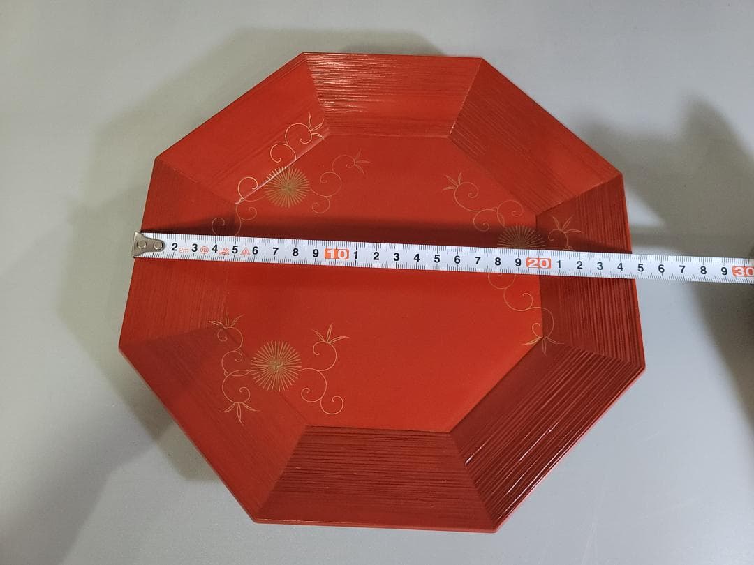 茶道具 木具師 橋村萬象 作 唐草蒔絵 朱八角盆 裏千家 淡々斎書