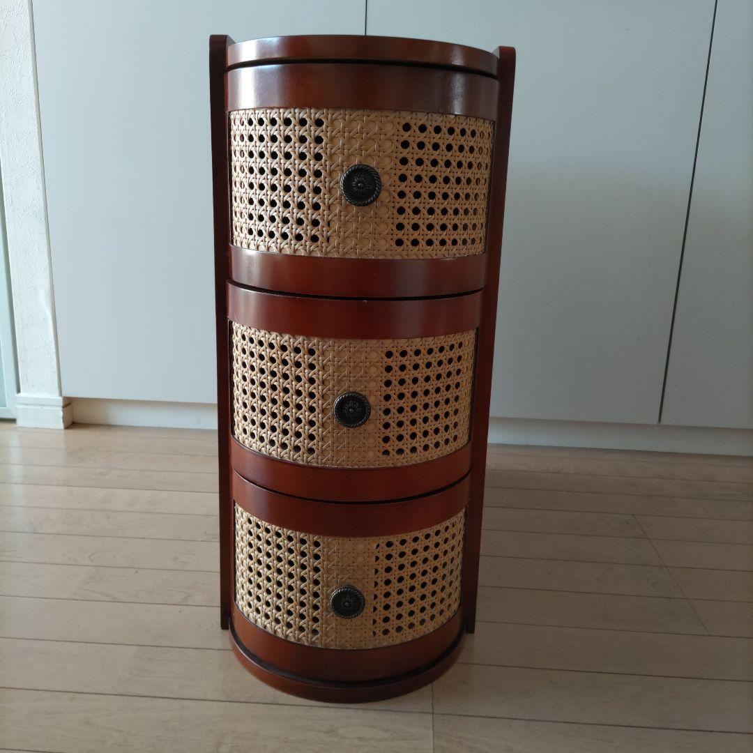 ６０％オフ【未使用に近い】 サイドテーブル ラタン調 引出し付テーブル 木製