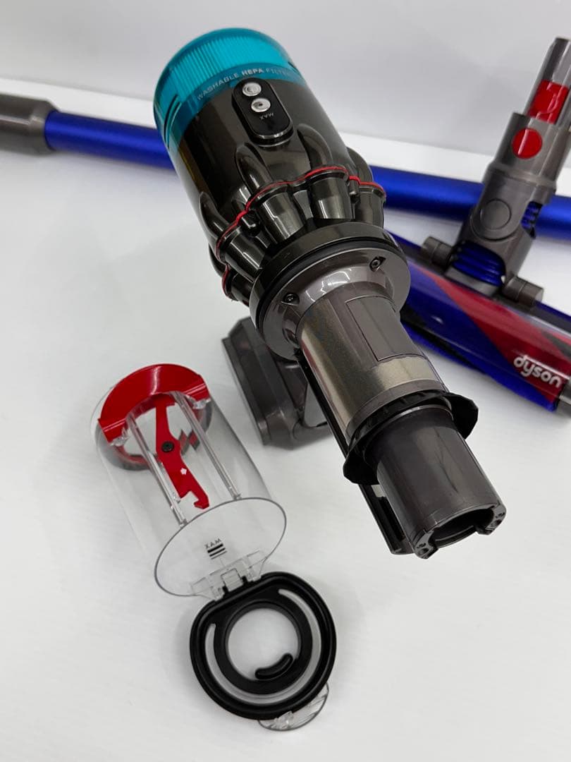 中古　美品　ダイソン　掃除機　SV21 本体　ヘッド　パイプ　純正バッテリー付き