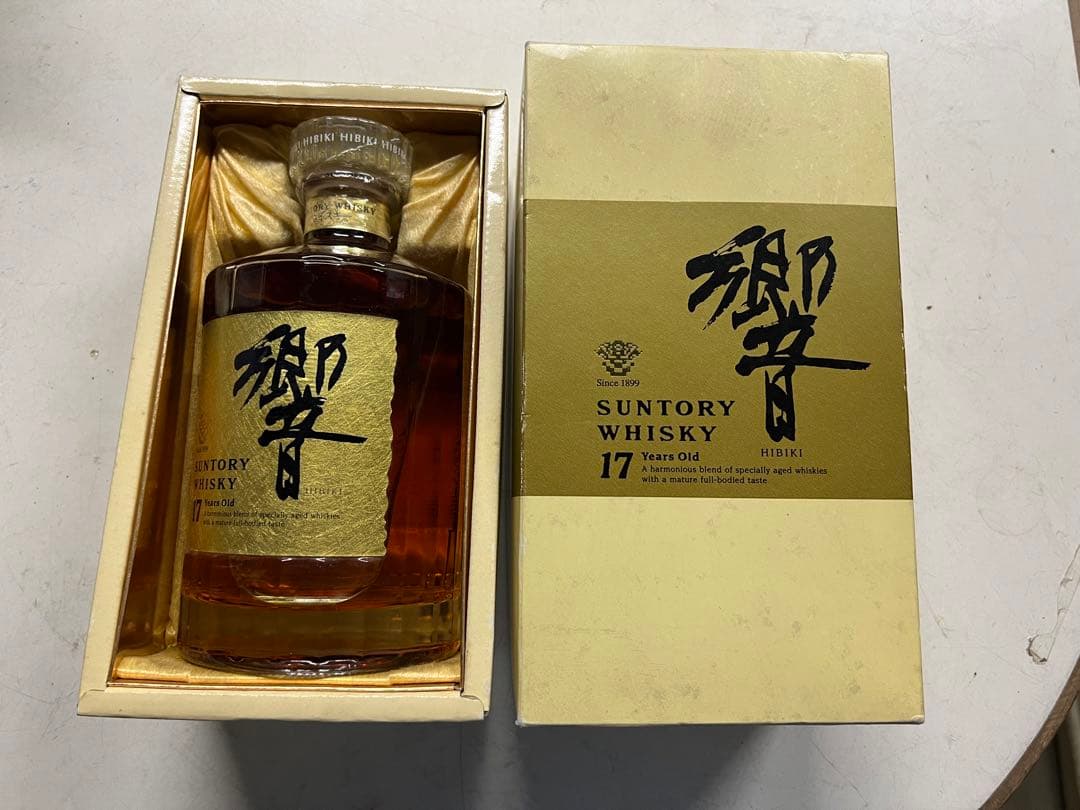 サントリー 響 17年 750ml ゴールドラベル