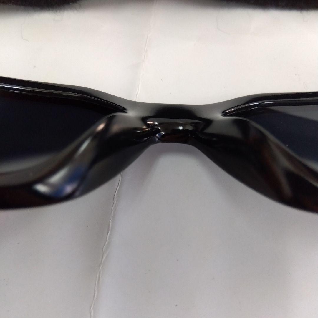 KG1 ヴェルサーチ 極美品 メデューサ サングラス 男女兼用 ケース付き