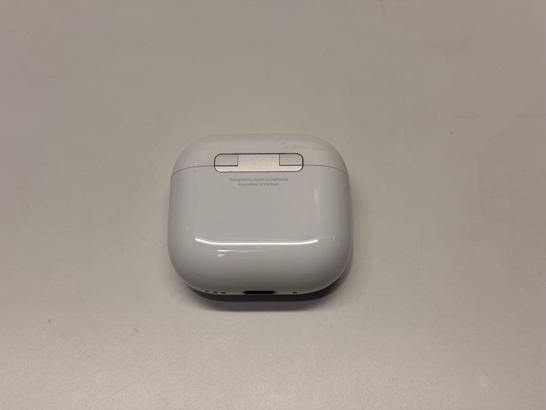 Apple AirPods4ノイズキャンセリング付