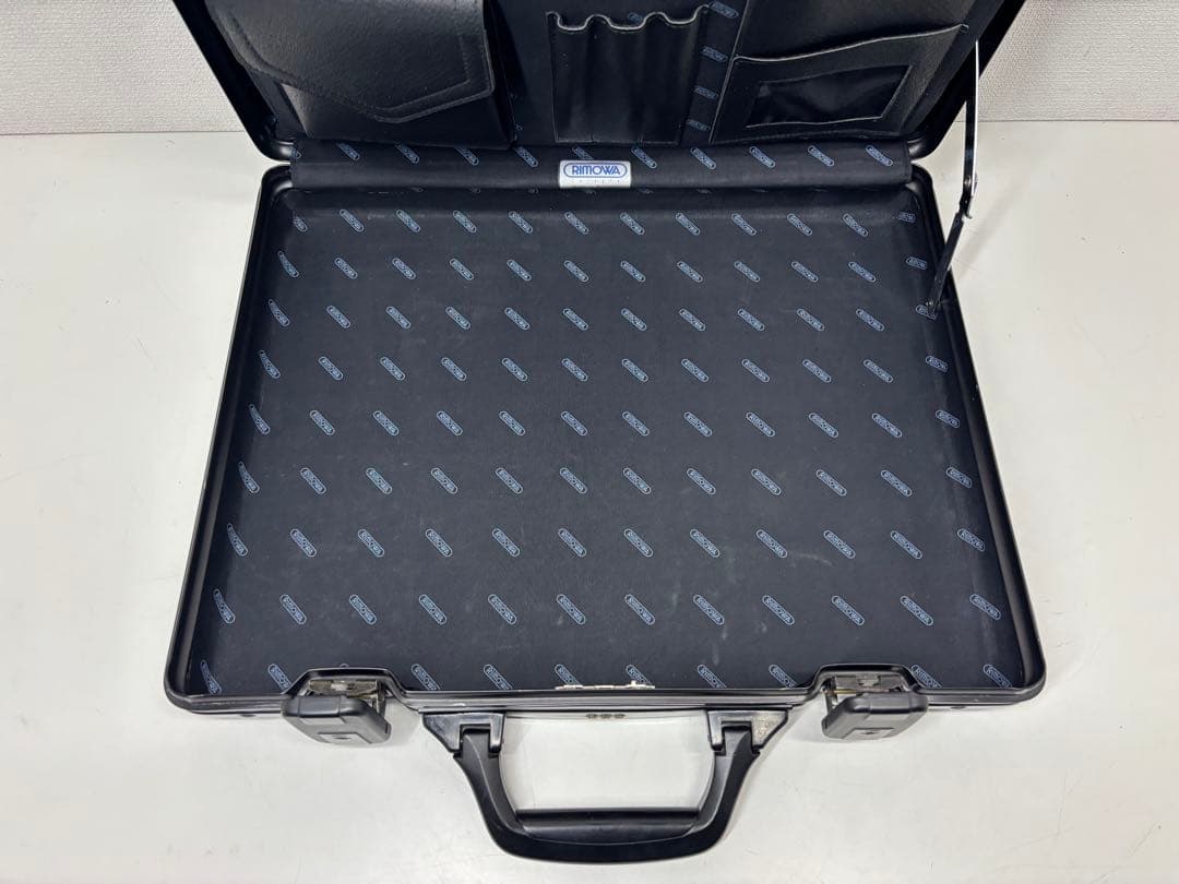 RIMOWA リモワ アタッシュケース バッグ　ポリカーボネート グリーン