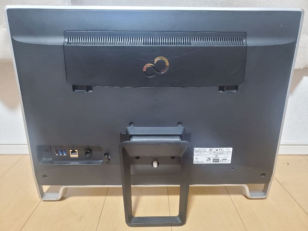 富士通 FHシリーズ/i7-6700T/新品SSD512GB/メモリ16GB