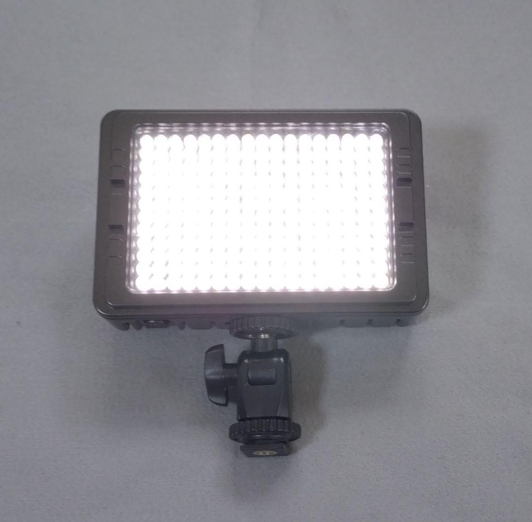 UTEBIT PT-204S LEDビデオライト バッテリー２本、充電器付き