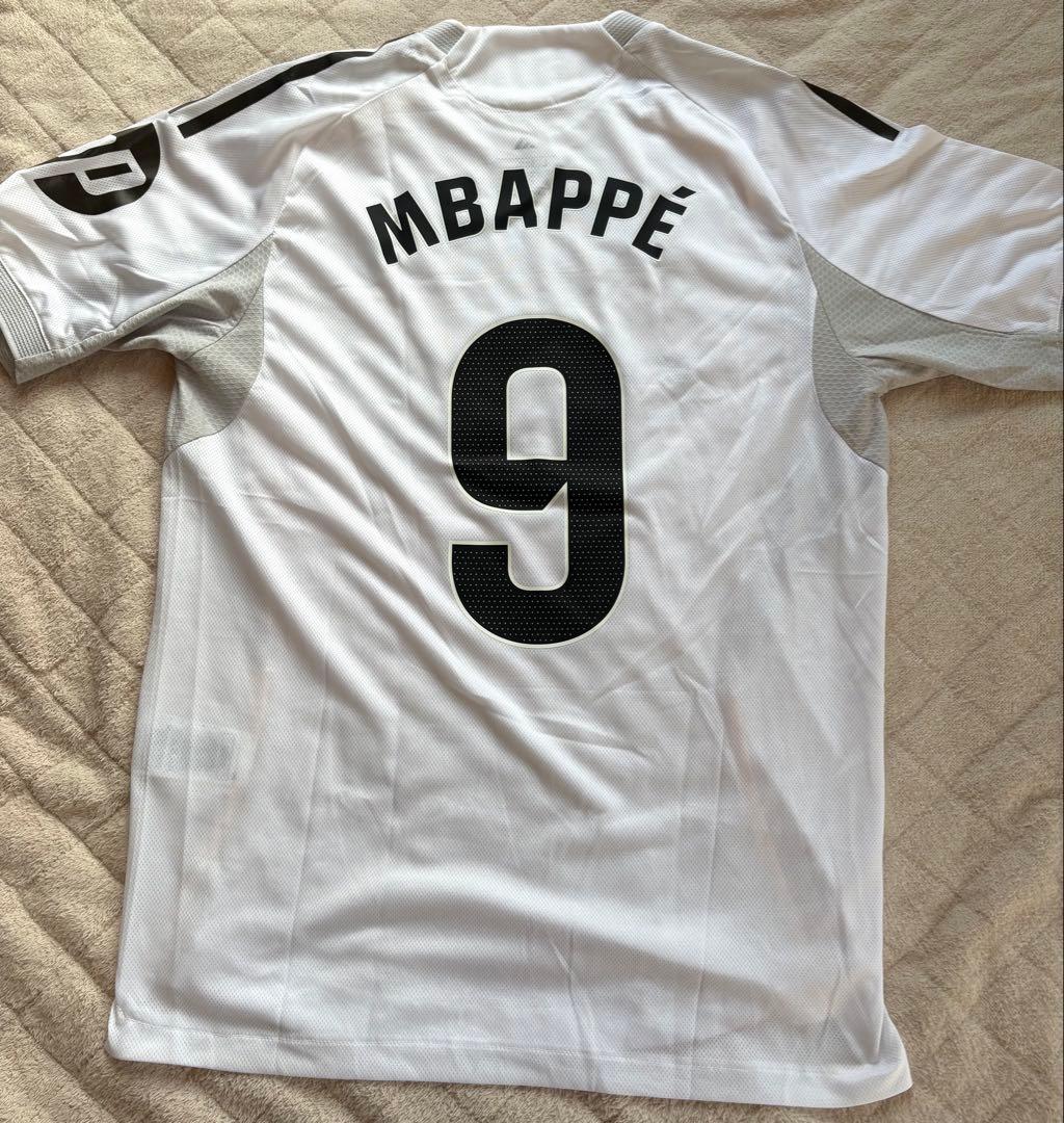 レア❗️MBAPPÉ 9番レアルマドリードユニホームadidas大人気のユニホーム