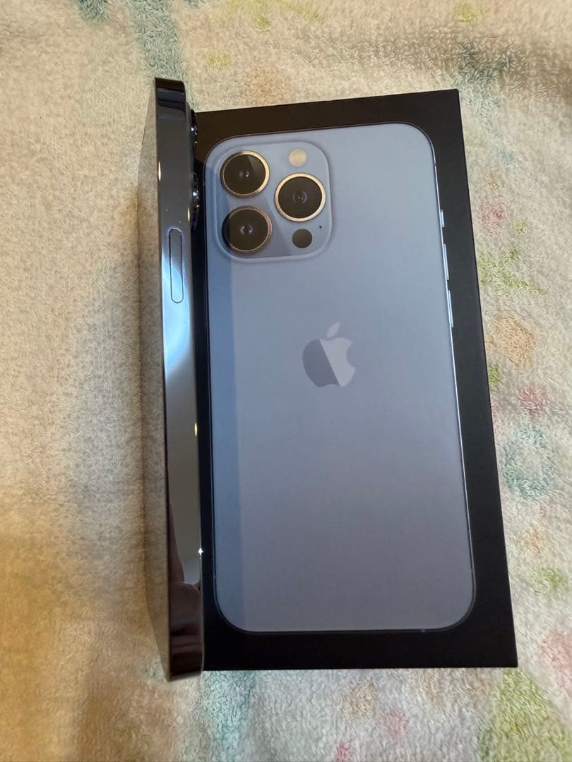 Apple iPhone 13 Pro 512GB 本体 シエラブルー　美品
