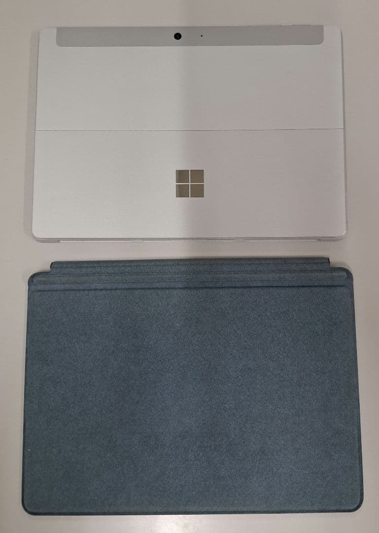 Microsoft Surface go 本体 + キーボード + 充電器