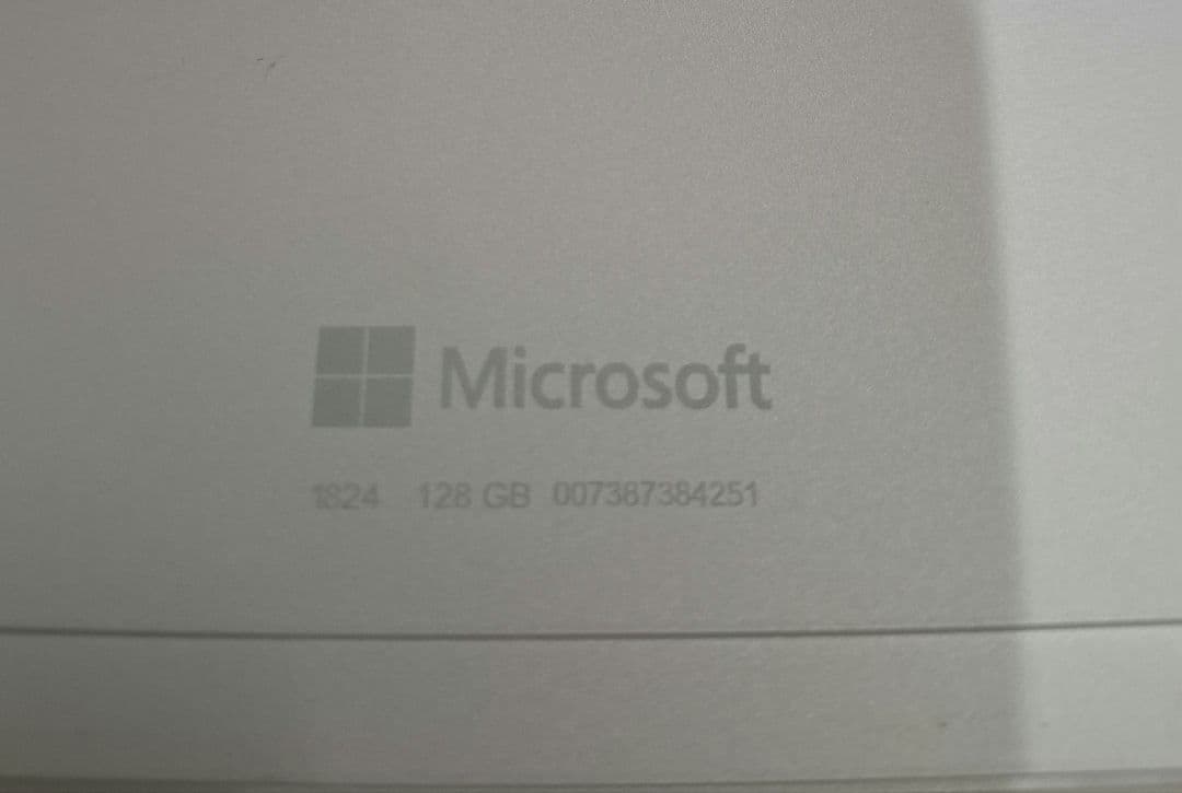 Microsoft Surface go 本体 + キーボード + 充電器