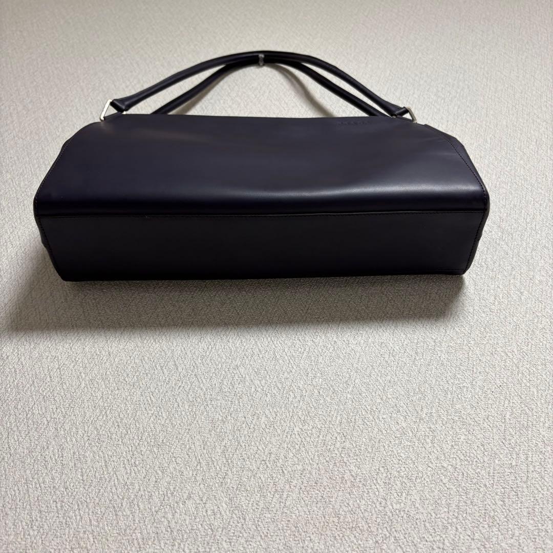 バッグ 1990s PRADA archive leather shoulder bag