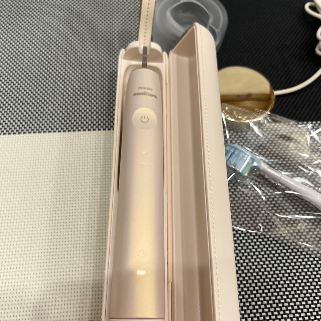 【本体新品】電動歯ブラシ　フィリップス　プレステージ　HX999C