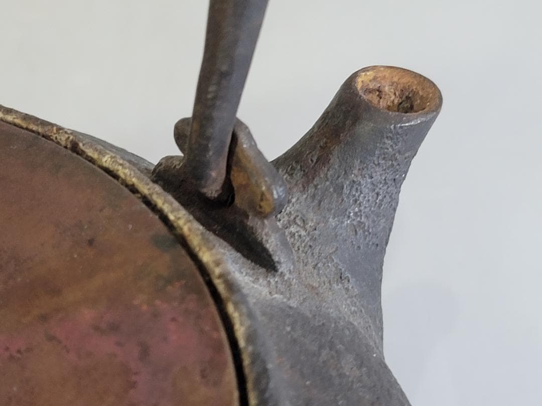 金龍堂 銀摘み 松葉紋 鉄瓶