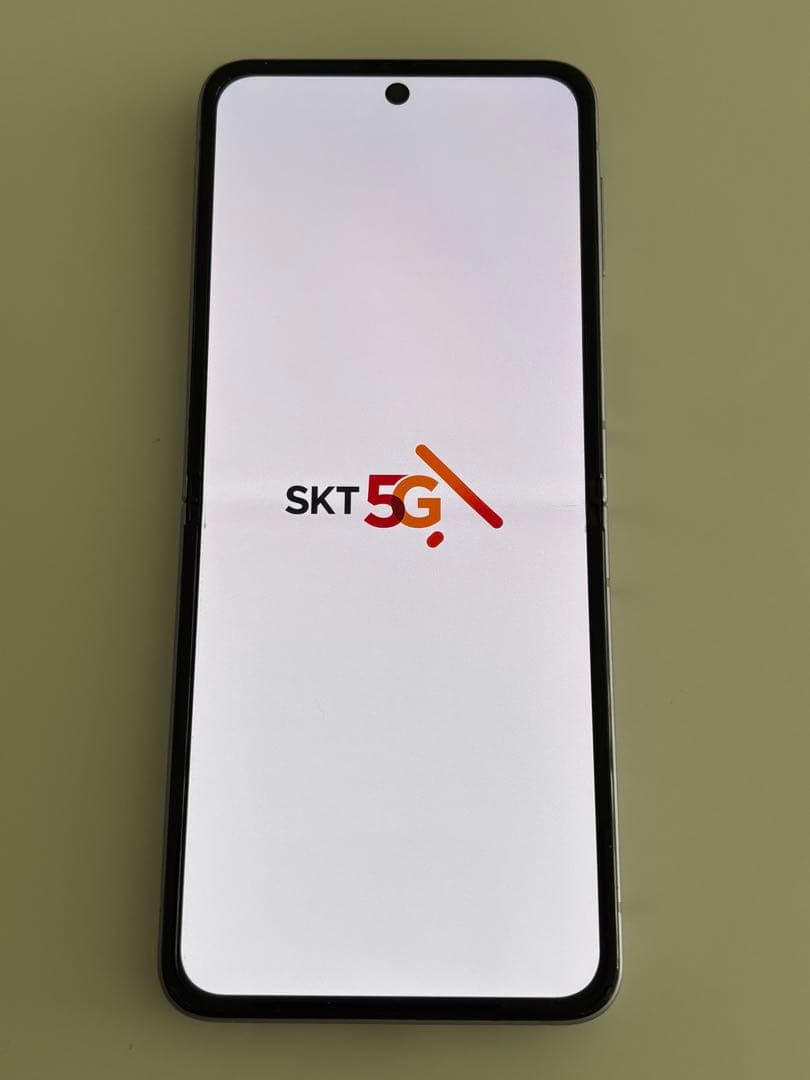 Samsung Galaxy Z Flip 4 パープル 本体　中古　箱無し