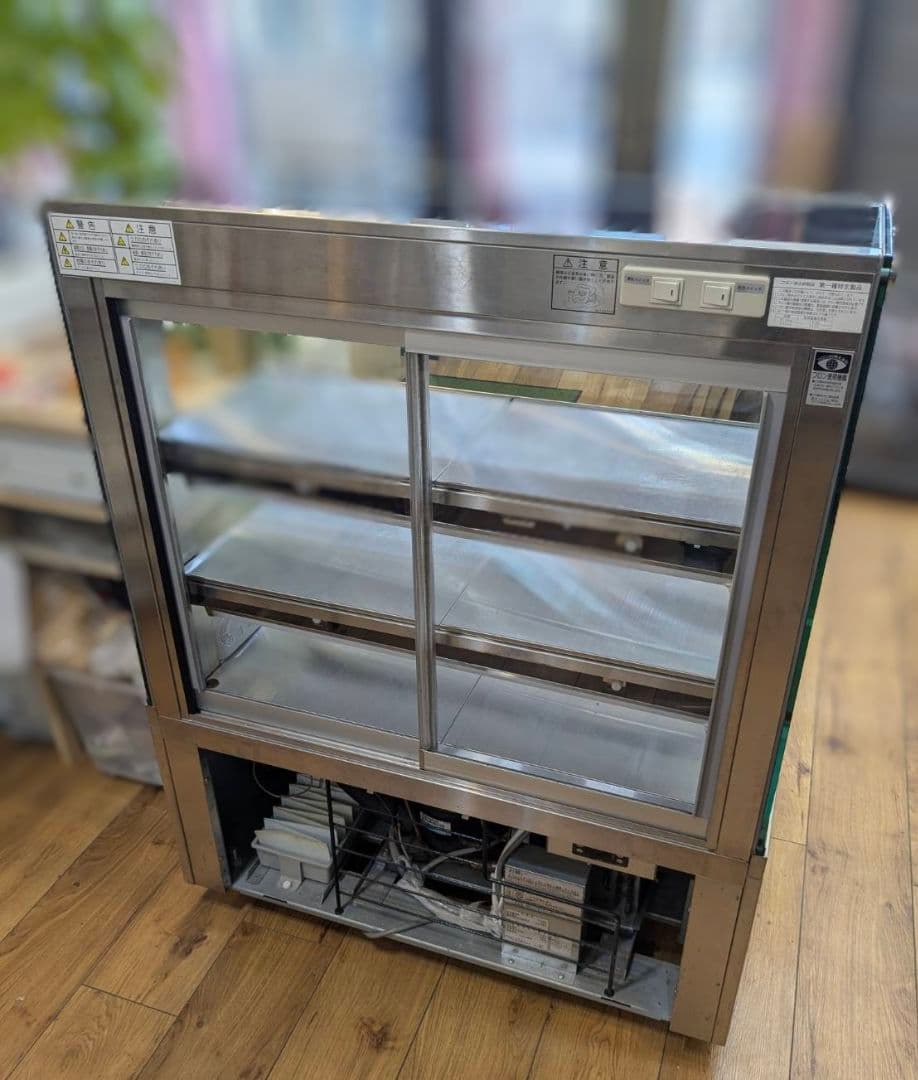 極美品　2022年製　ダイワ　小型対面冷蔵ショーケース　100V